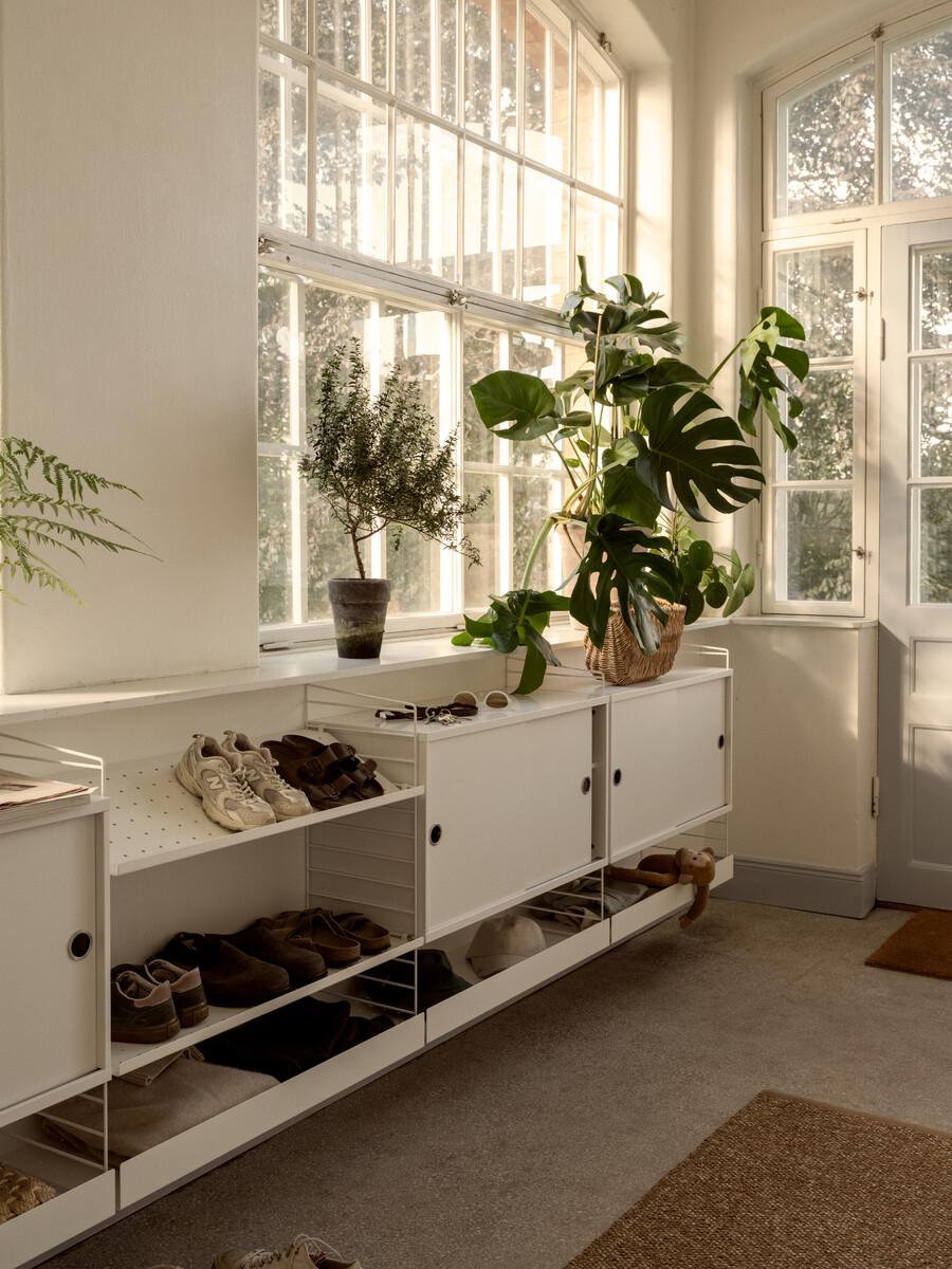 String Furniture